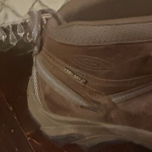 KEEN Waterproof Brown Boots